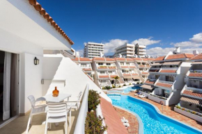 Home2Book Sunny Poolside Apt in Las Floritas